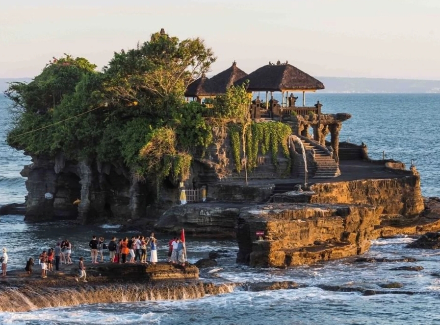 tanah lot tour bali