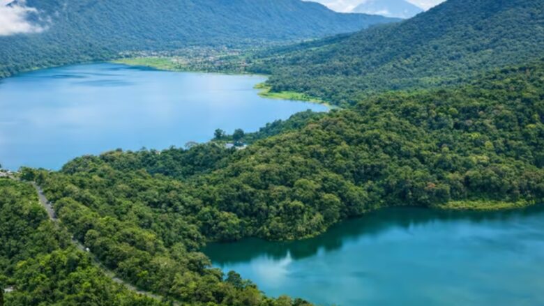 Twin lake full day tour