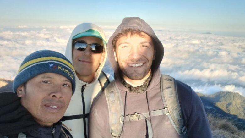 Bali Trekking With a Local Guide vs Going Alone