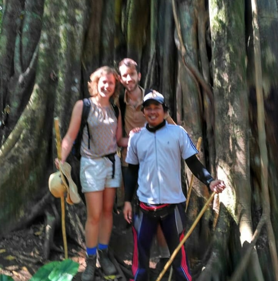 local guide twin lake trekking north bali